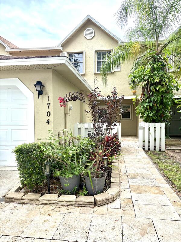 1704 Maplewood Drive, Greenacres, FL 33415