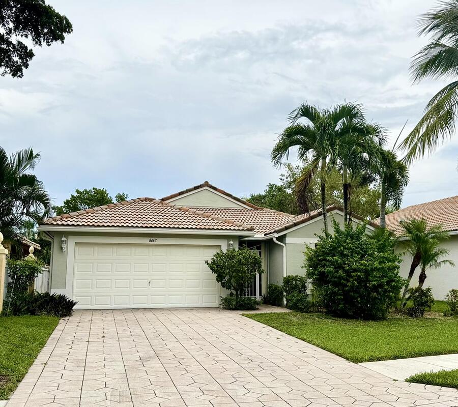 8667 San Andros , West Palm Beach, FL 33411