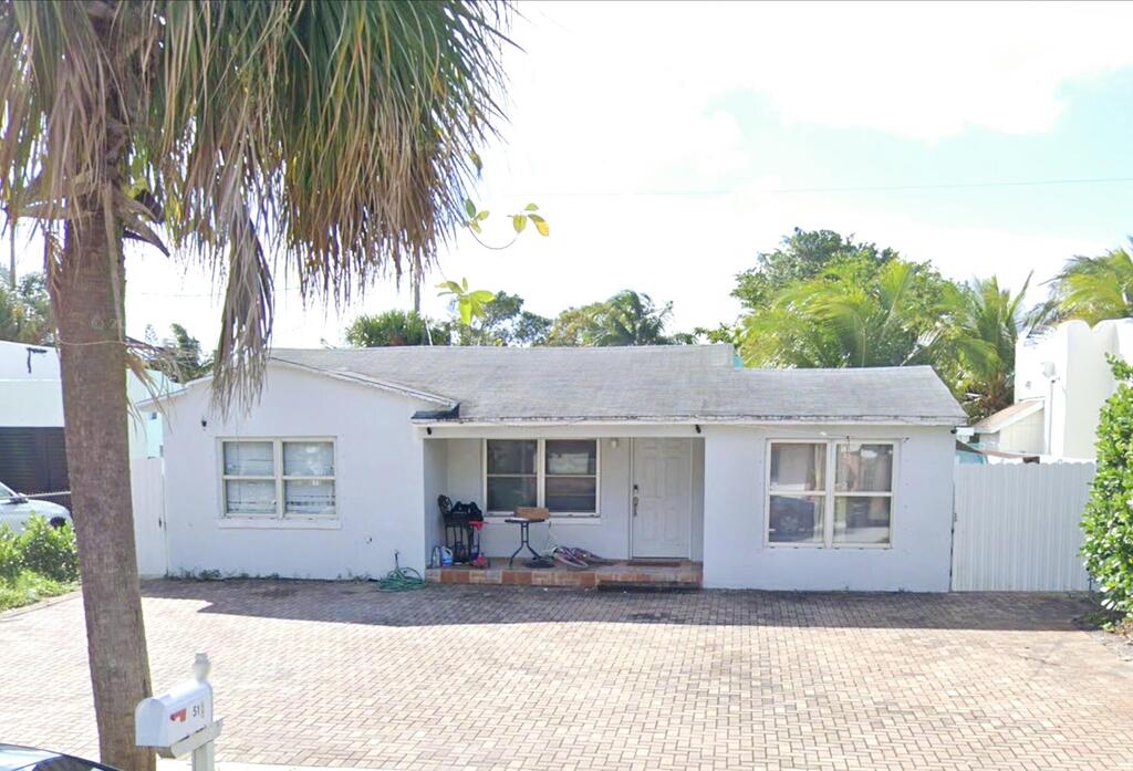 518 El Prado , West Palm Beach, FL 33405