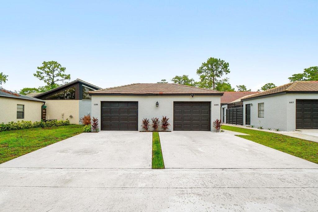 1191 Periwinkle Place, Wellington, FL 33414