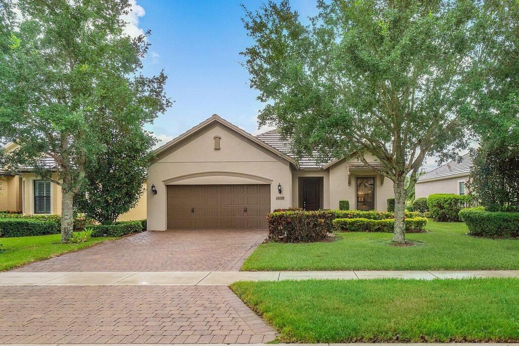 10178 Prato Street, Wellington, FL 33414
