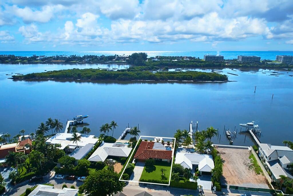 7932 Flagler Court, West Palm Beach, FL 33405