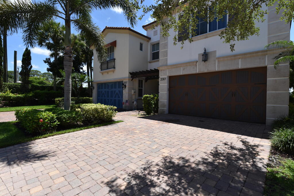 2061 Foxtail View Court, West Palm Beach, FL 33411