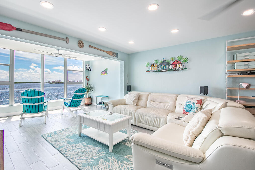 52 Yacht Club Drive, North Palm Beach, FL 33408