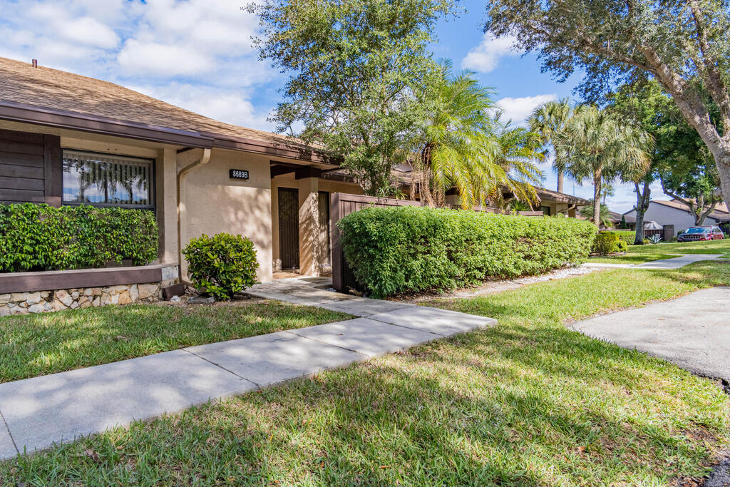 8689 Boca Glades B Boulevard, Boca Raton, FL 33434