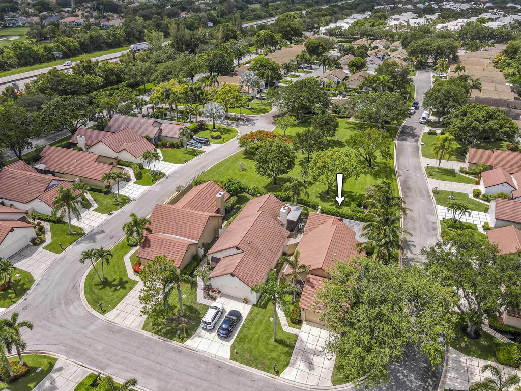 85 Ironwood Way, Palm Beach Gardens, FL 33418
