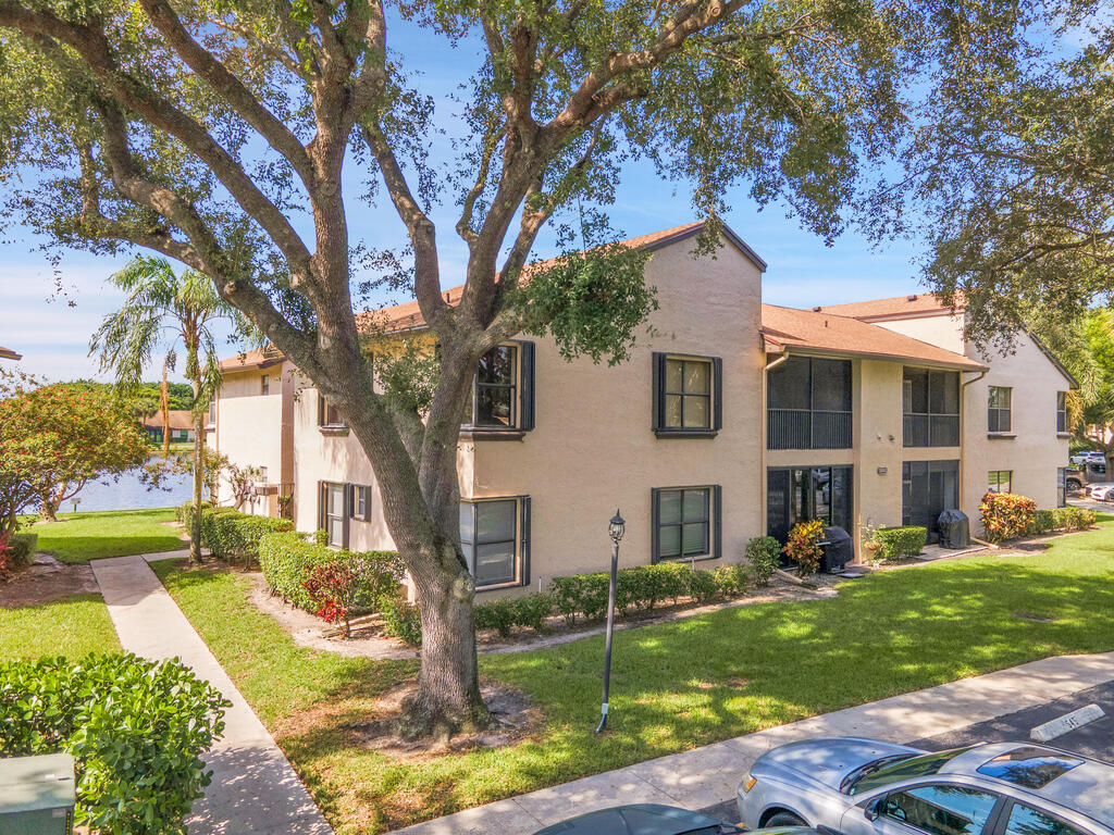 8553 Boca Glades Boulevard, Boca Raton, FL 33434