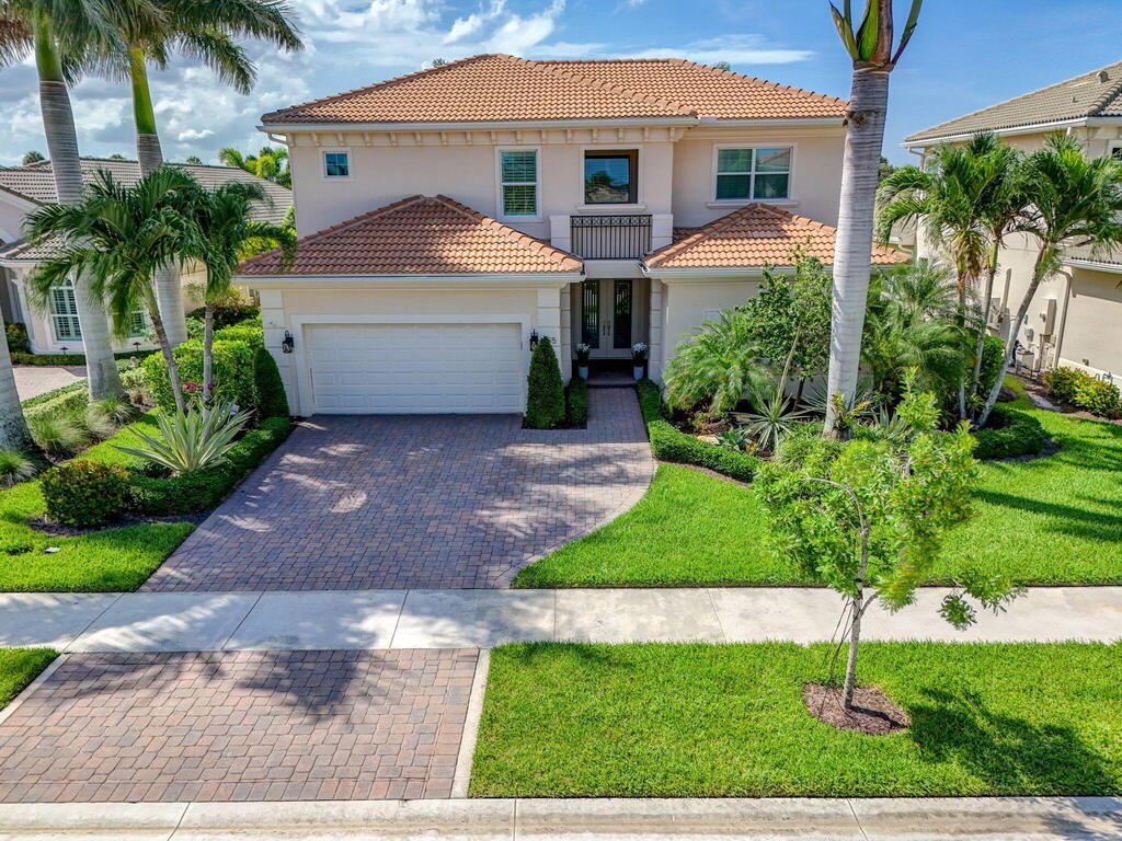 155 Lucia Court, Jupiter, FL 33478