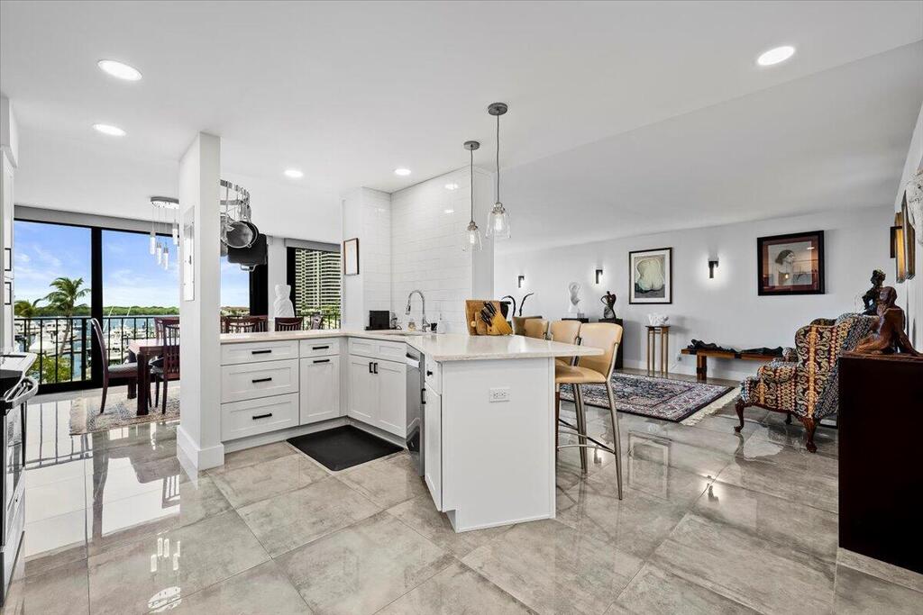 120 Lakeshore Drive, North Palm Beach, FL 33408