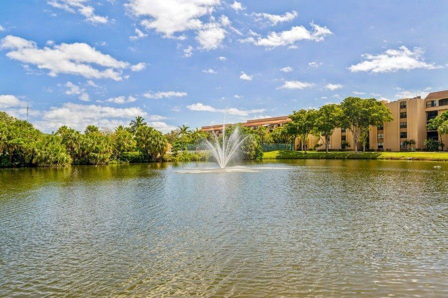 2455 Lindell Boulevard, Delray Beach, FL 33444