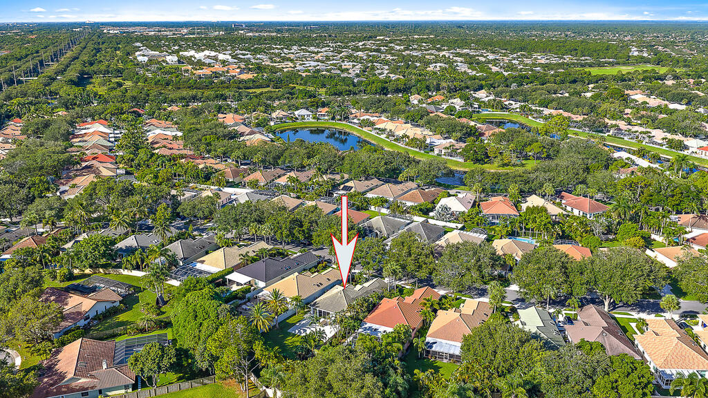 126 Hampton Way, Jupiter, FL 33458