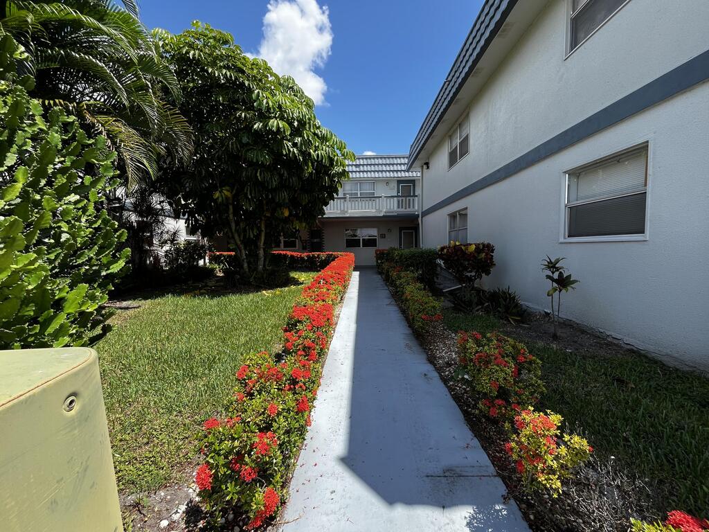   , Delray Beach, FL 33446