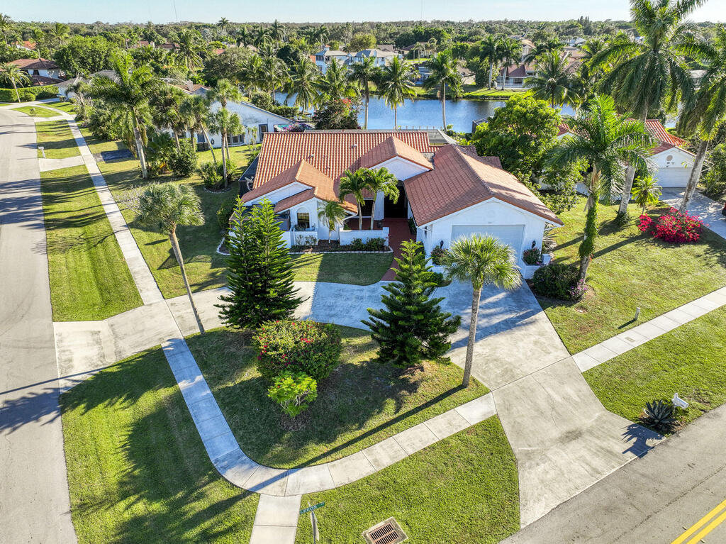 12820 Leeds Court, Wellington, FL 33414