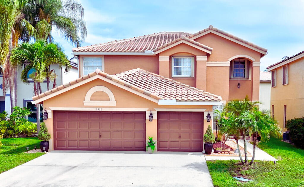 3923 Westchester Way, Boynton Beach, FL 33436