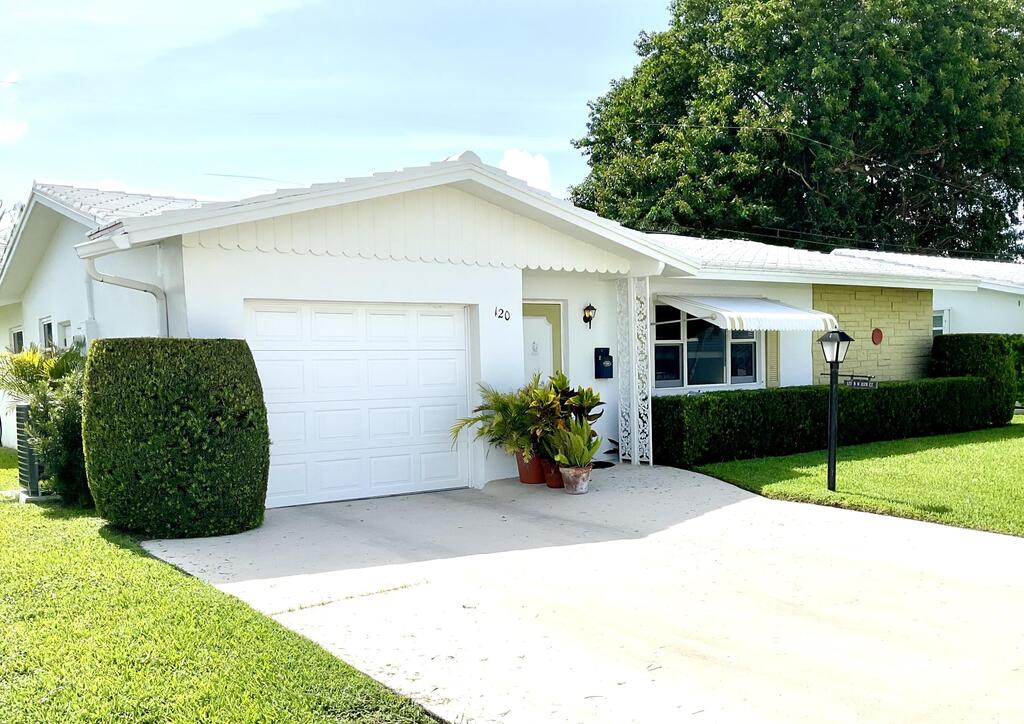 120 10th Court, Boynton Beach, FL 33426