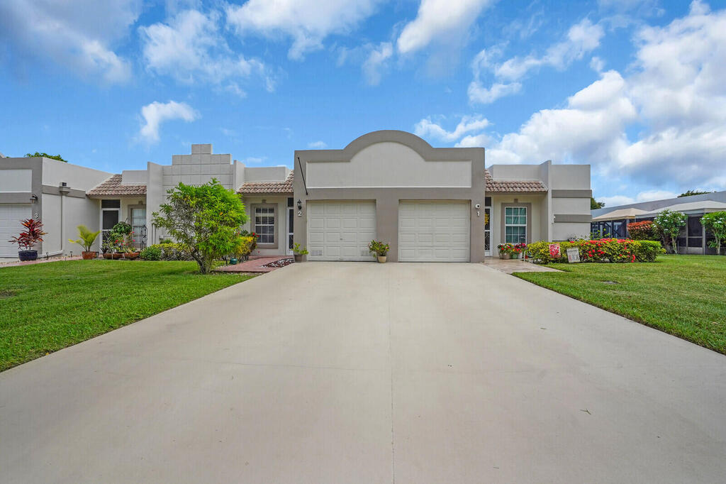 9244 Flynn Circle, Boca Raton, FL 33496
