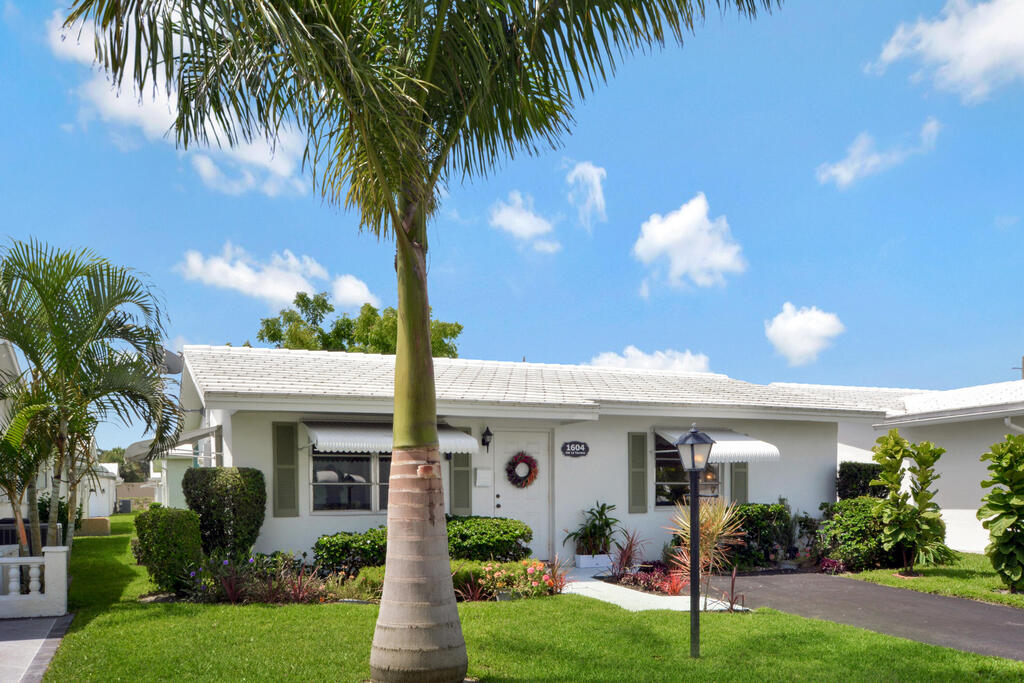 1604 13th Terrace, Boynton Beach, FL 33426
