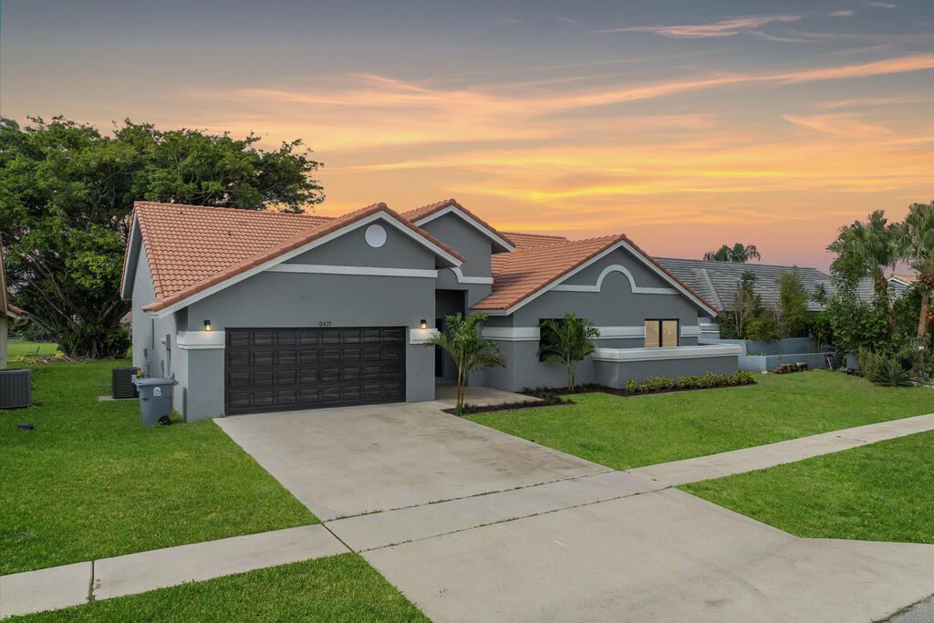 9471 Sun Pointe Drive, Boynton Beach, FL 33437