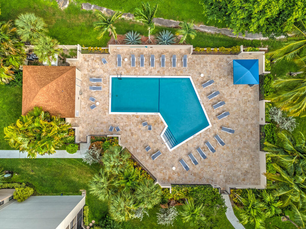 5650 Camino Del Sol , Boca Raton, FL 33433