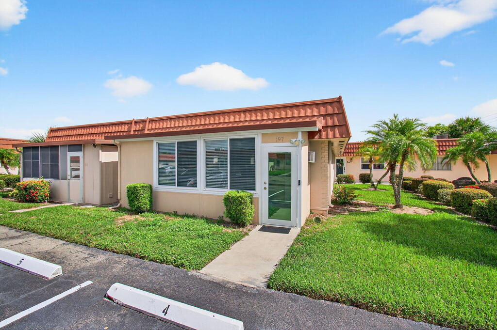 197 Seville I , Delray Beach, FL 33446