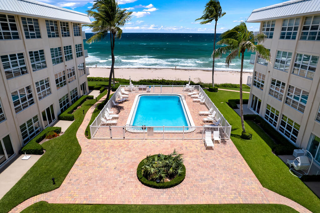 3851 Ocean Boulevard, Gulf Stream, FL 33483