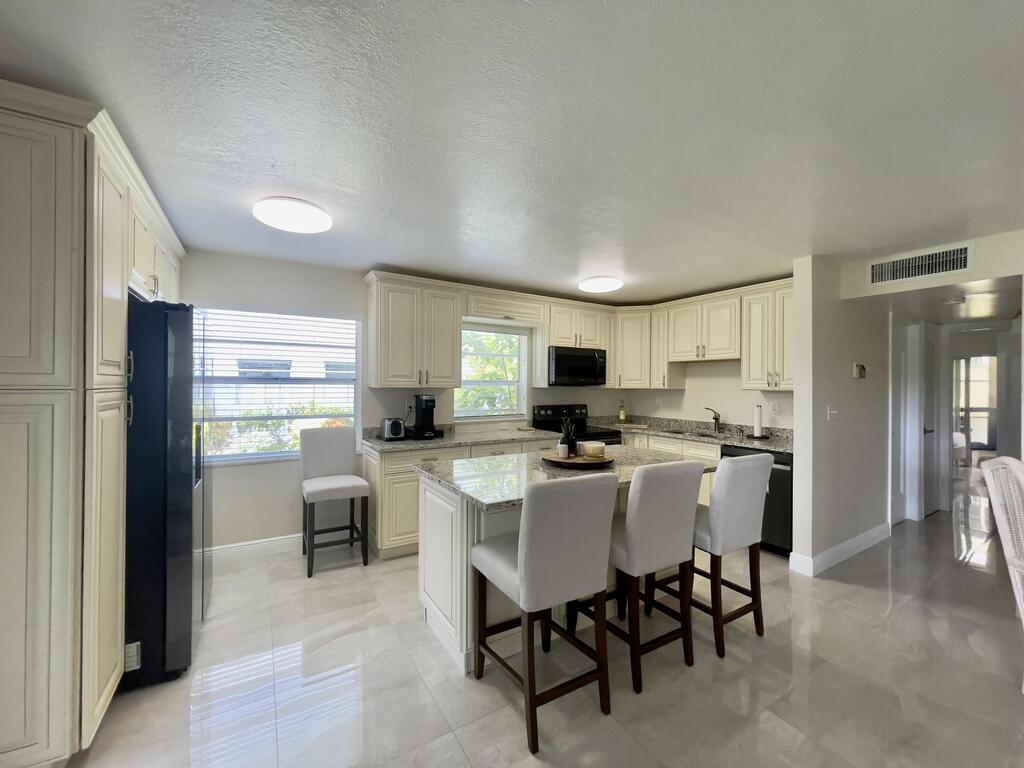 117 Flanders C , Delray Beach, FL 33484