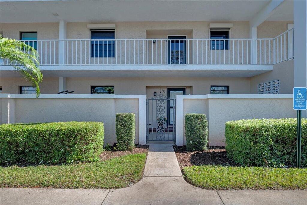 300 Highway A1a , Jupiter, FL 33477