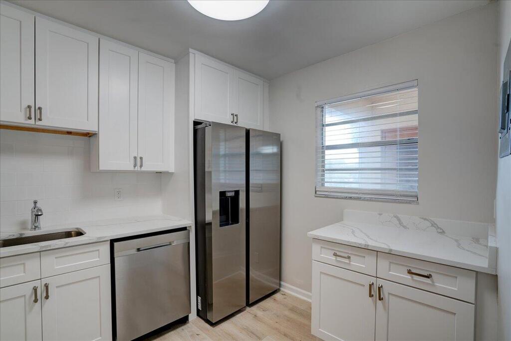 2901 Fiore Way, Delray Beach, FL 33445