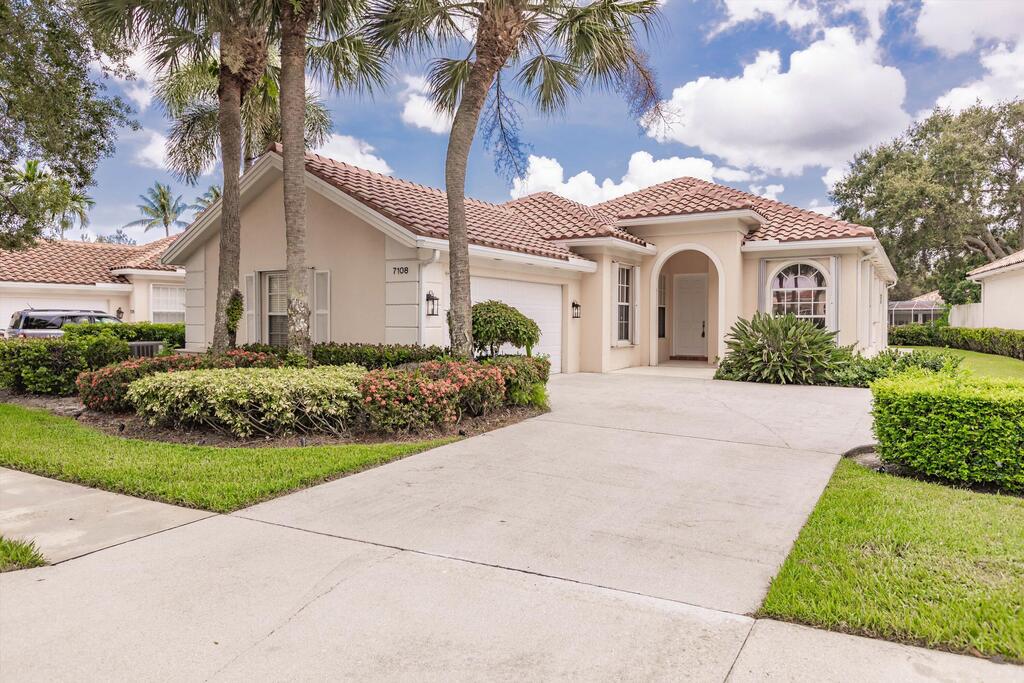 7108 Deer Point Lane, West Palm Beach, FL 33411