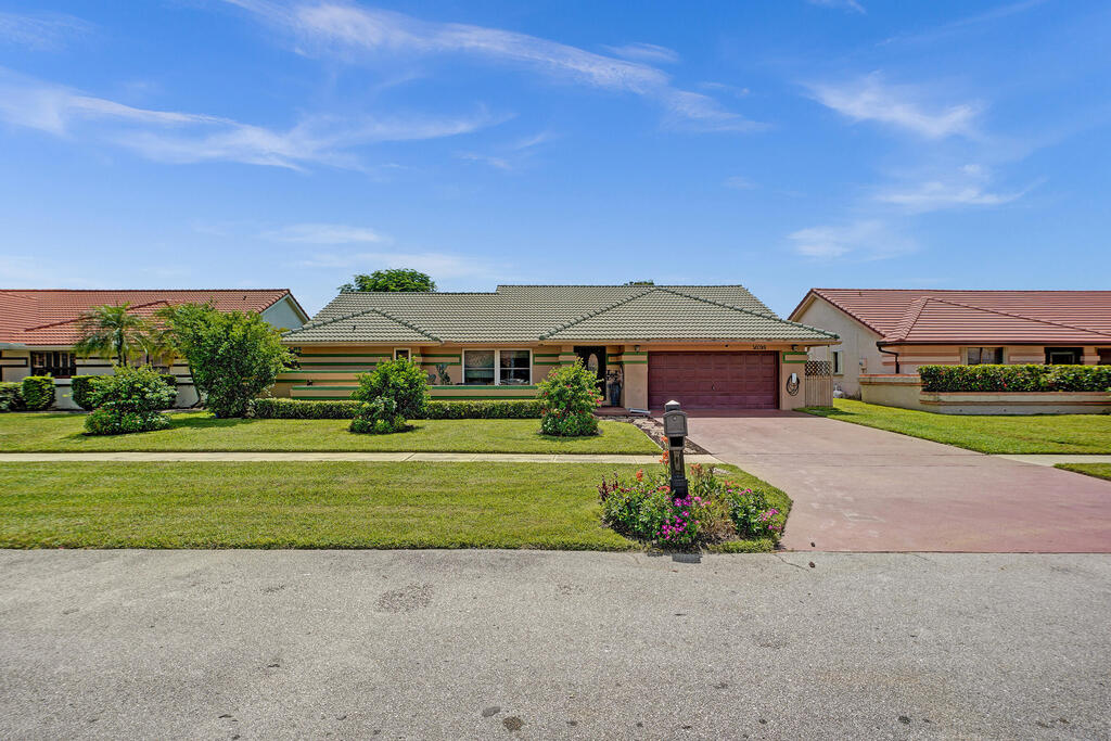 9744 Majestic Way, Boynton Beach, FL 33437