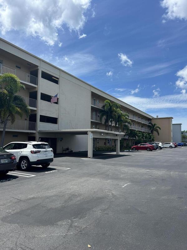 2600 1st Lane, Boynton Beach, FL 33435
