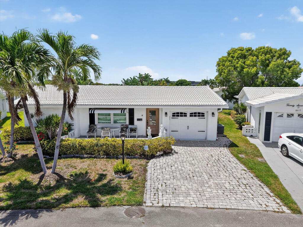 2019 Vastine Drive, Boynton Beach, FL 33426