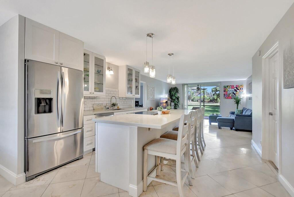 6400 2nd Avenue, Boca Raton, FL 33487