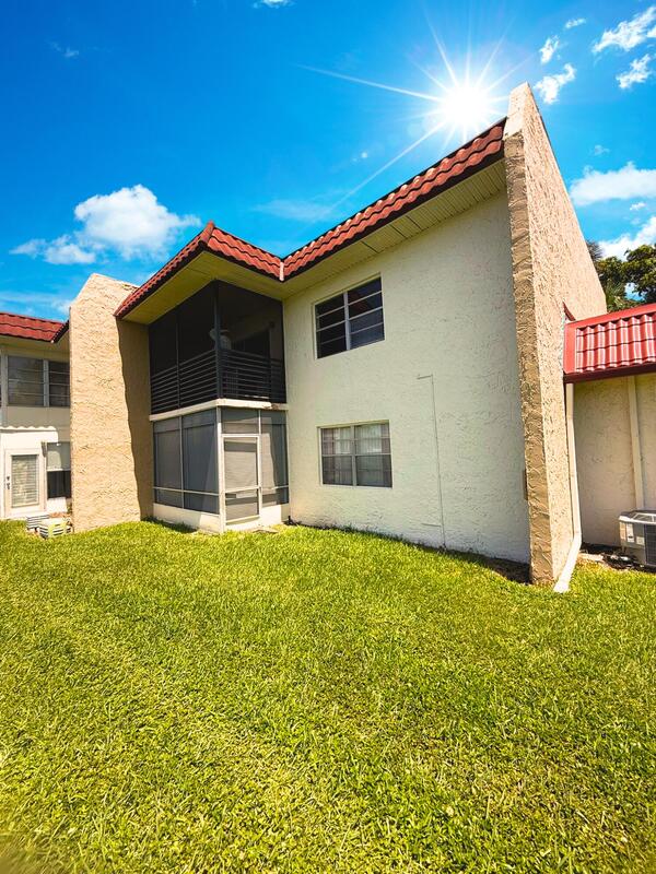 218 Lake Frances Drive , West Palm Beach, FL 33411
