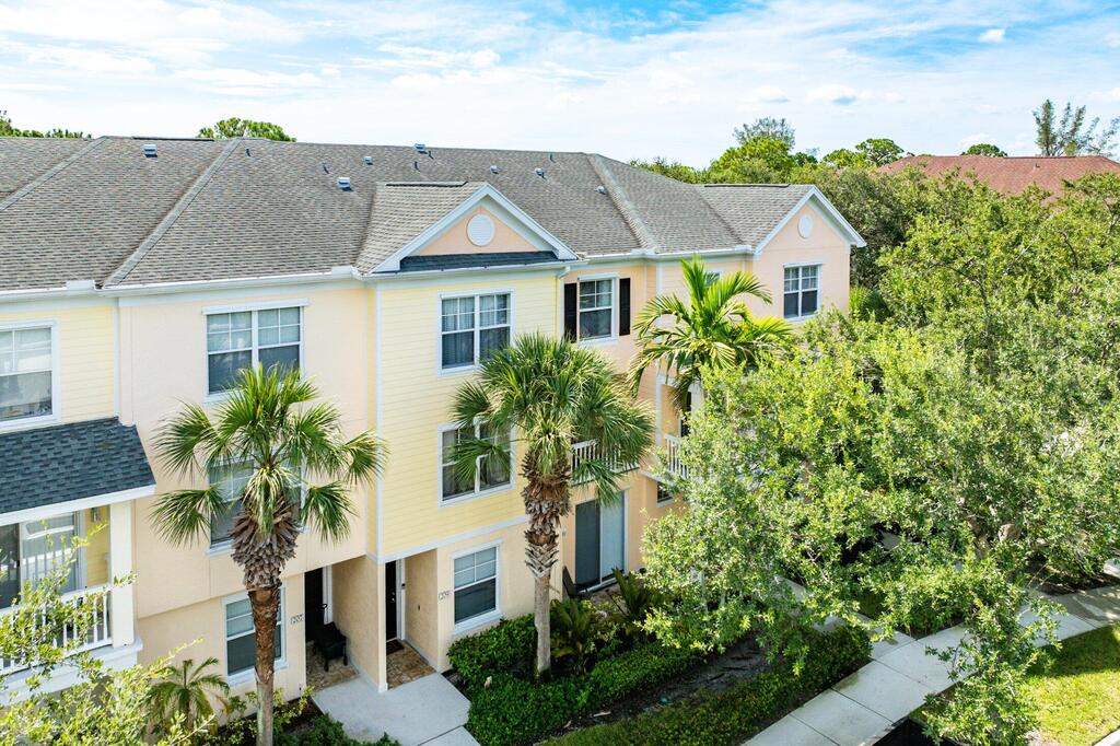 255 Murcia Drive, Jupiter, FL 33458