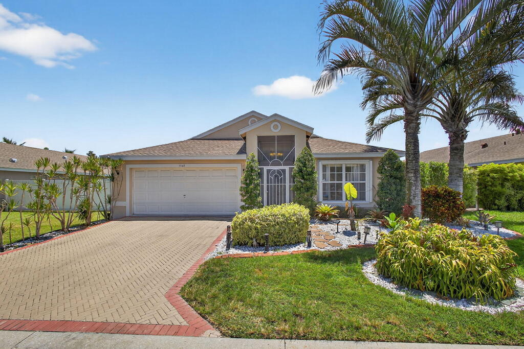 1768 Sawgrass Circle, Greenacres, FL 33413