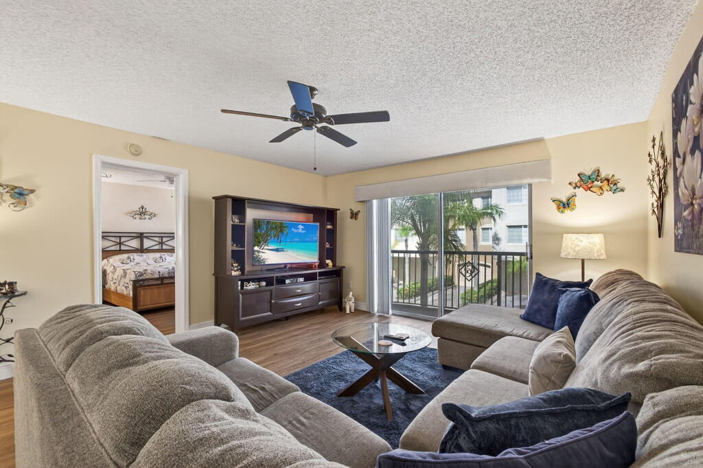1700 Crestwood Court, Royal Palm Beach, FL 33411