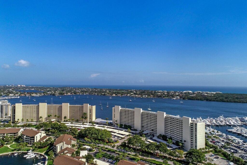 134 Lakeshore Drive, North Palm Beach, FL 33408
