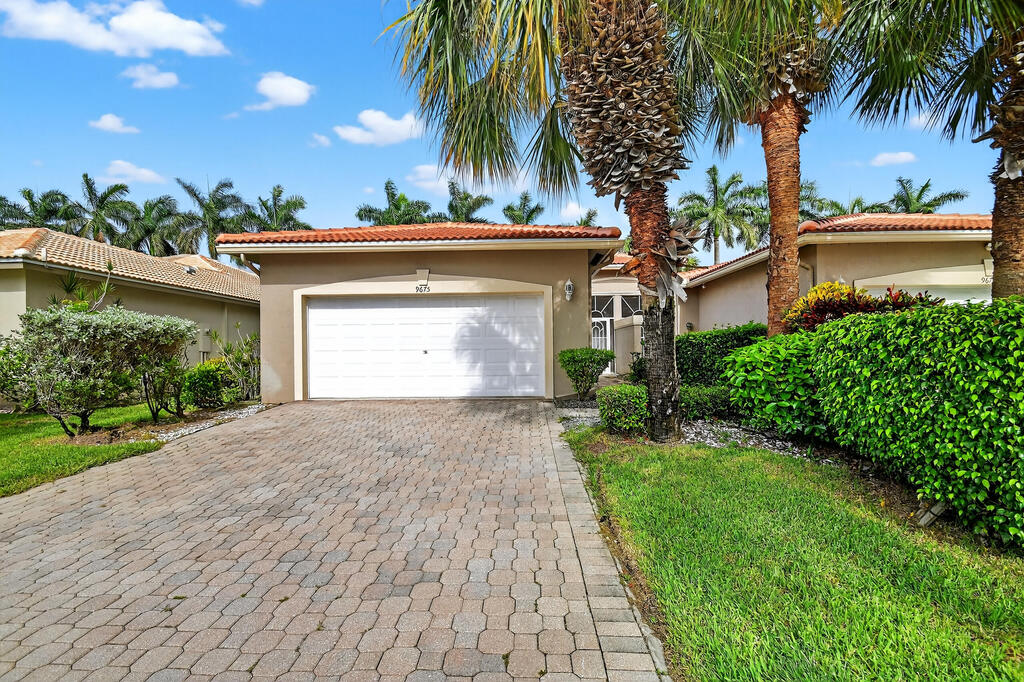 9675 Crescent View Drive, Boynton Beach, FL 33437