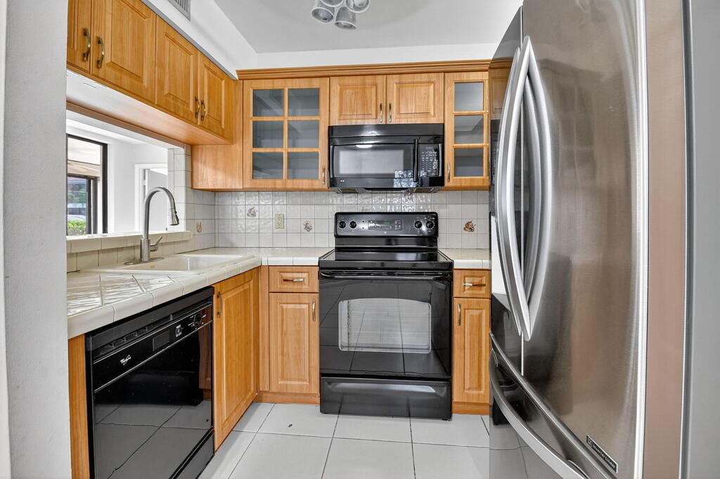 5475 Verona Drive, Boynton Beach, FL 33437