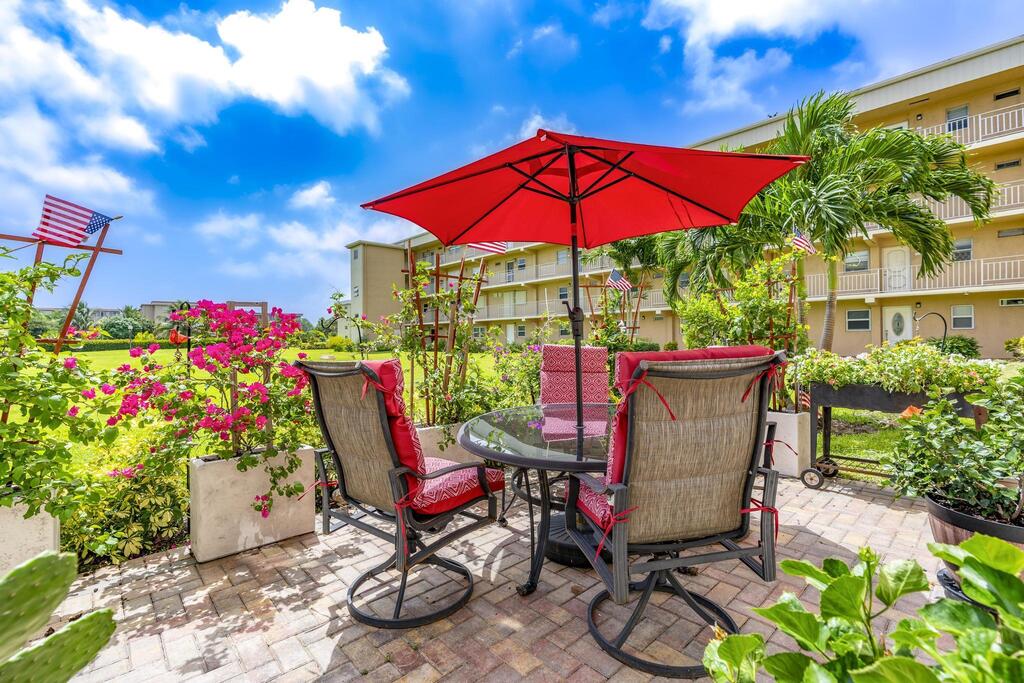 2600 1st Lane, Boynton Beach, FL 33435