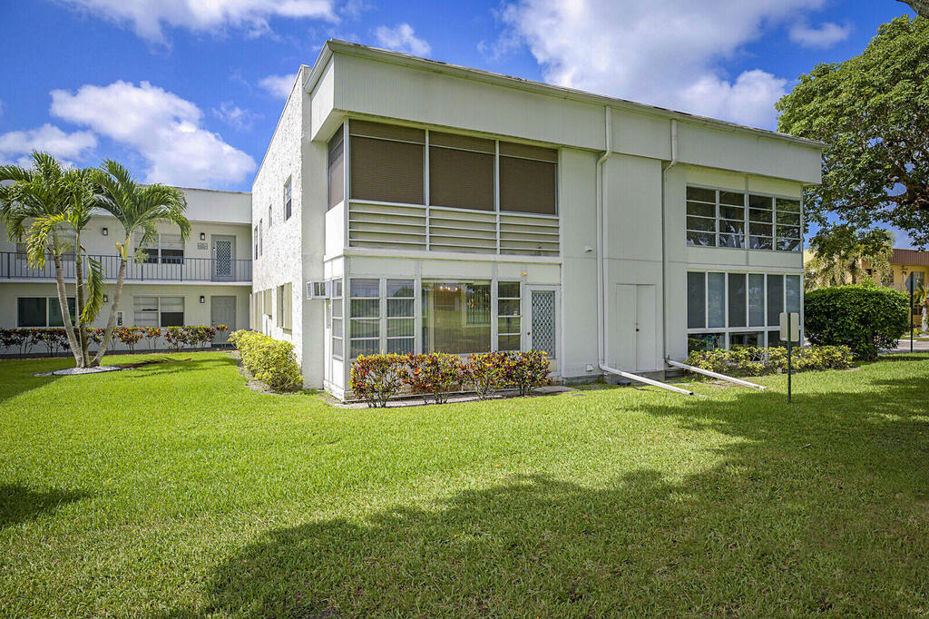 551 Flanders L , Delray Beach, FL 33484