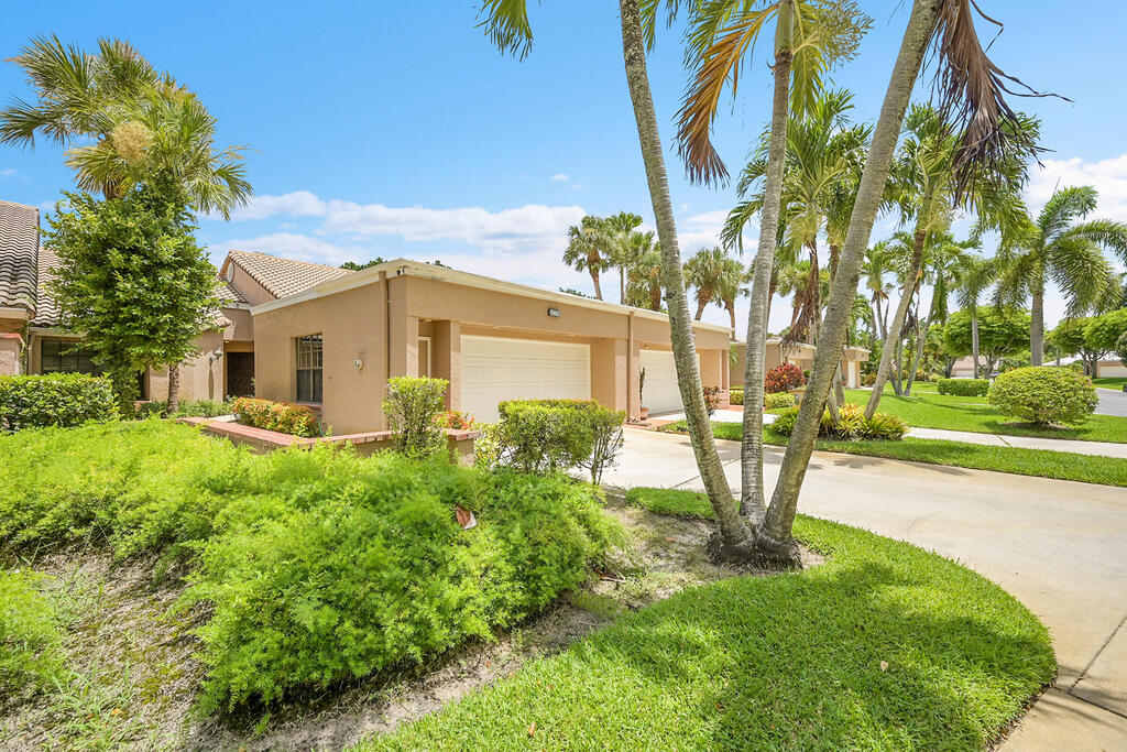 11174 Applegate Circle, Boynton Beach, FL 33437