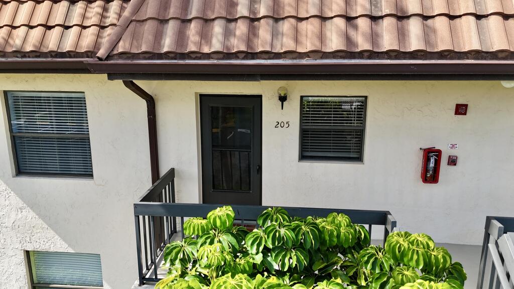 7214 Golf Colony Court, Lake Worth, FL 33467
