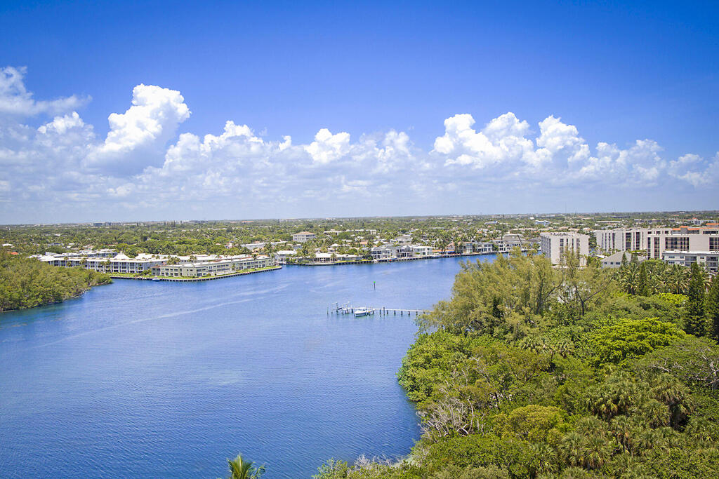 2121 Ocean Boulevard, Boca Raton, FL 33431