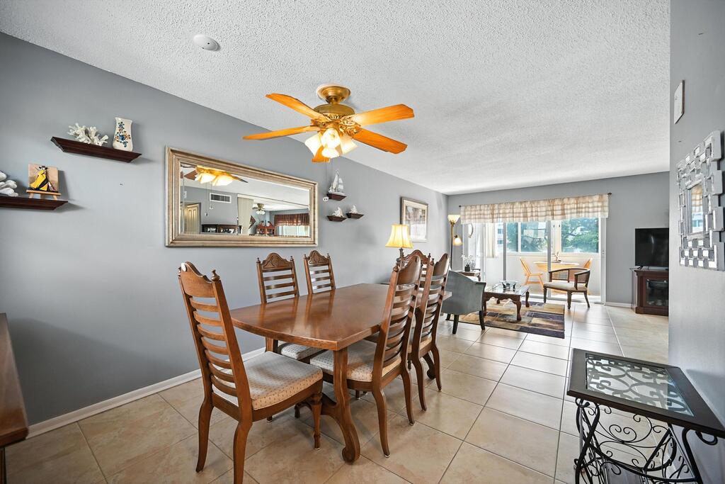 715 Lori Drive, Palm Springs, FL 33461