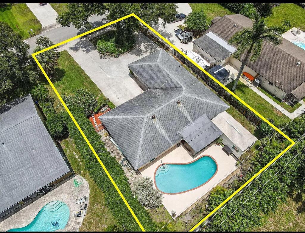 4692 Dolphin Drive, Lake Worth, FL 33463