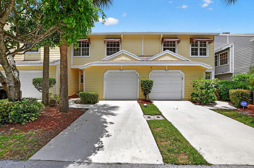 5051 Pointe Emerald Lane, Boca Raton, FL 33486