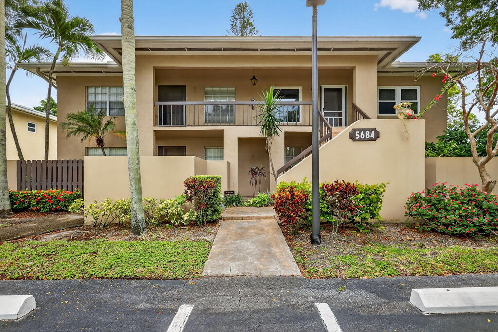 5684 Via Delray , Delray Beach, FL 33484