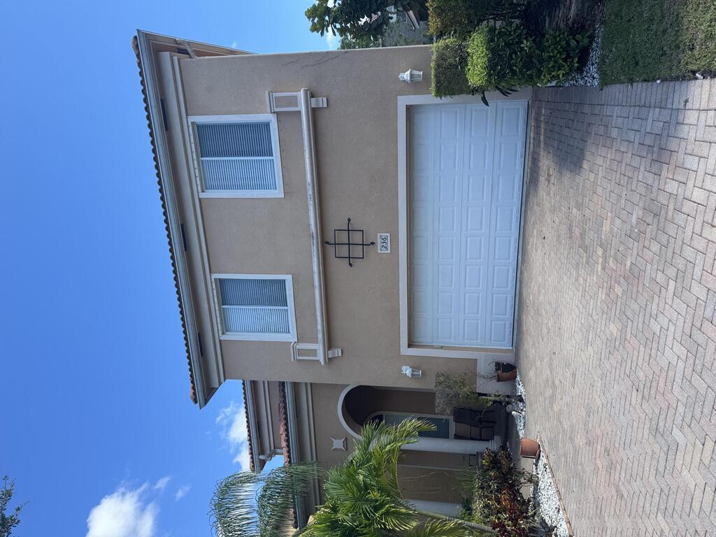 236 Gazetta Way, West Palm Beach, FL 33413